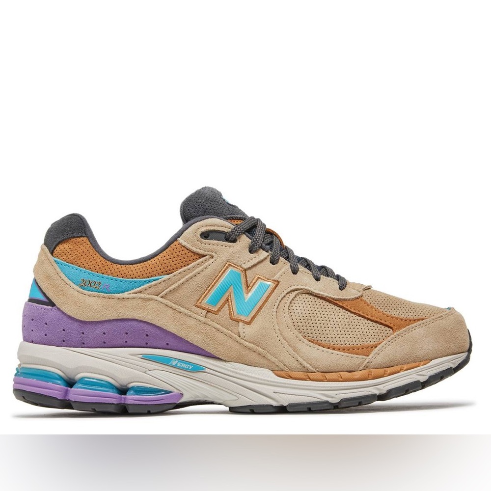 New Balance x J Crew 2002R "Incense" M2002RWA (Mens Size 9)
